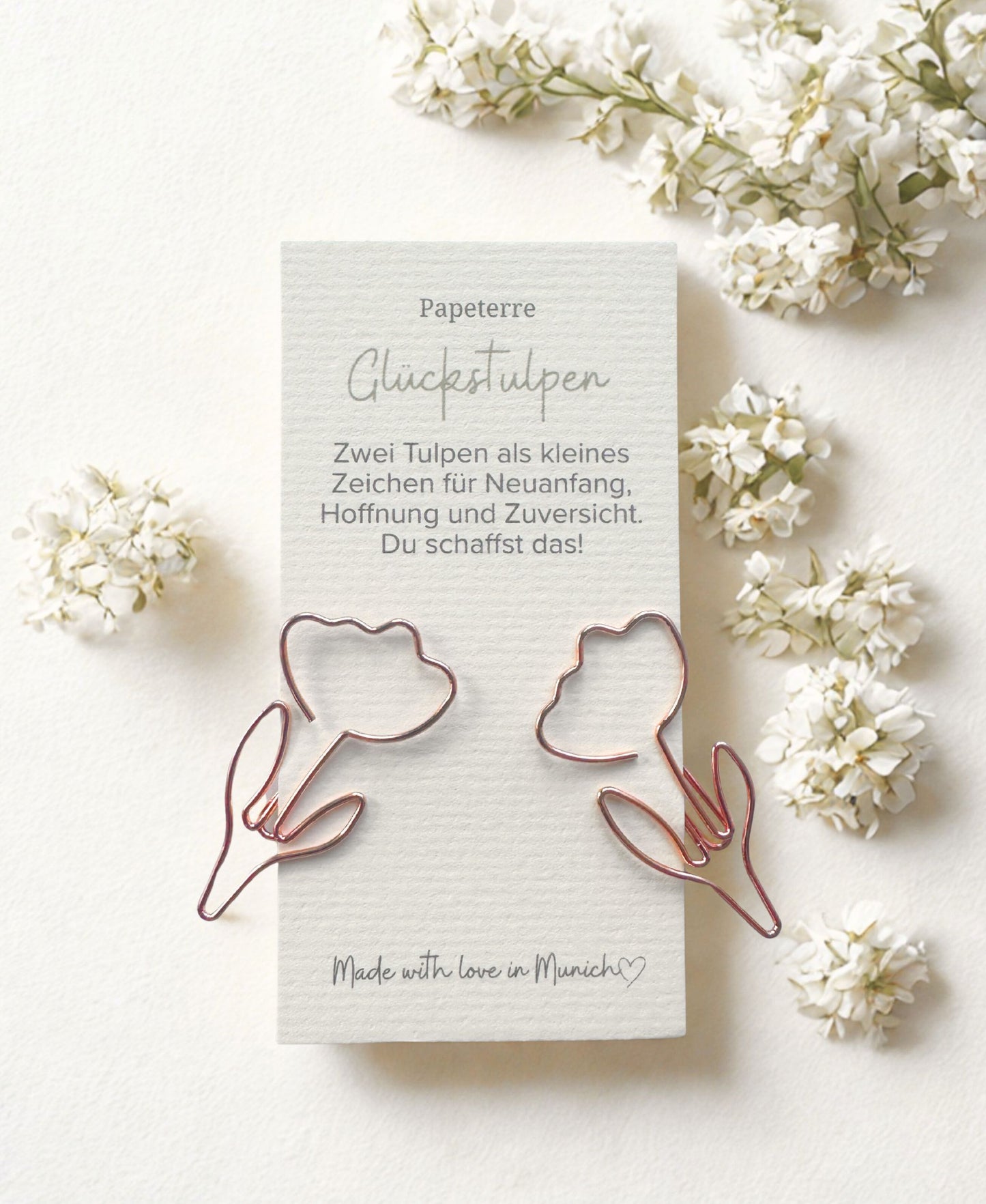 Glücksbringer Tulpen – roségoldene Büroklammern für Neuanfang & Frühling